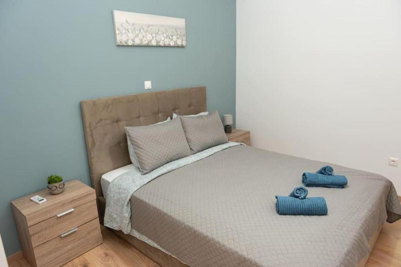 Renovated Spacious Flat 7Min To Subway Station- Афіни Екстер'єр фото